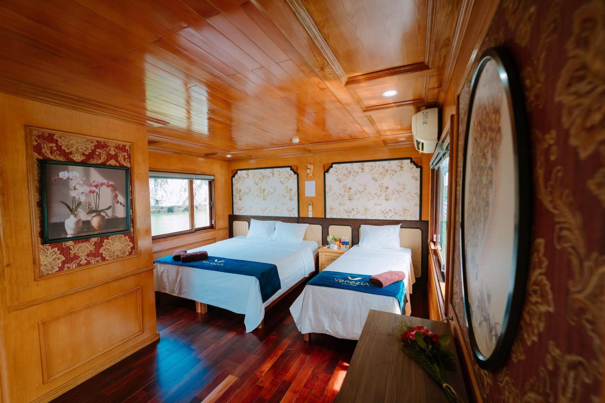 Отель Venezia Boutique Cruises - Catba Island Chan Chau Экстерьер фото