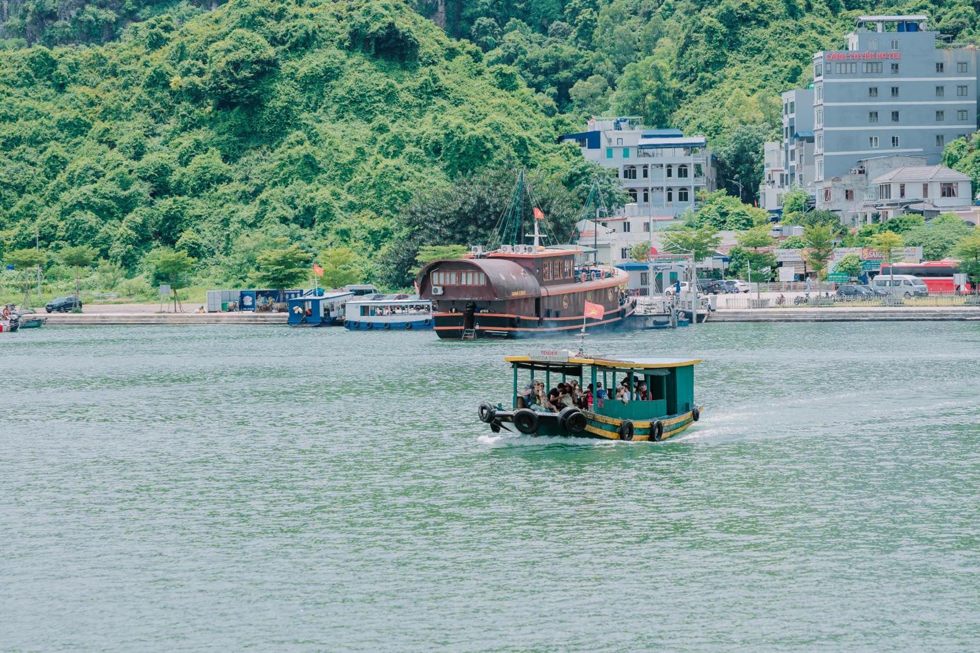 Отель Venezia Boutique Cruises - Catba Island Chan Chau Экстерьер фото